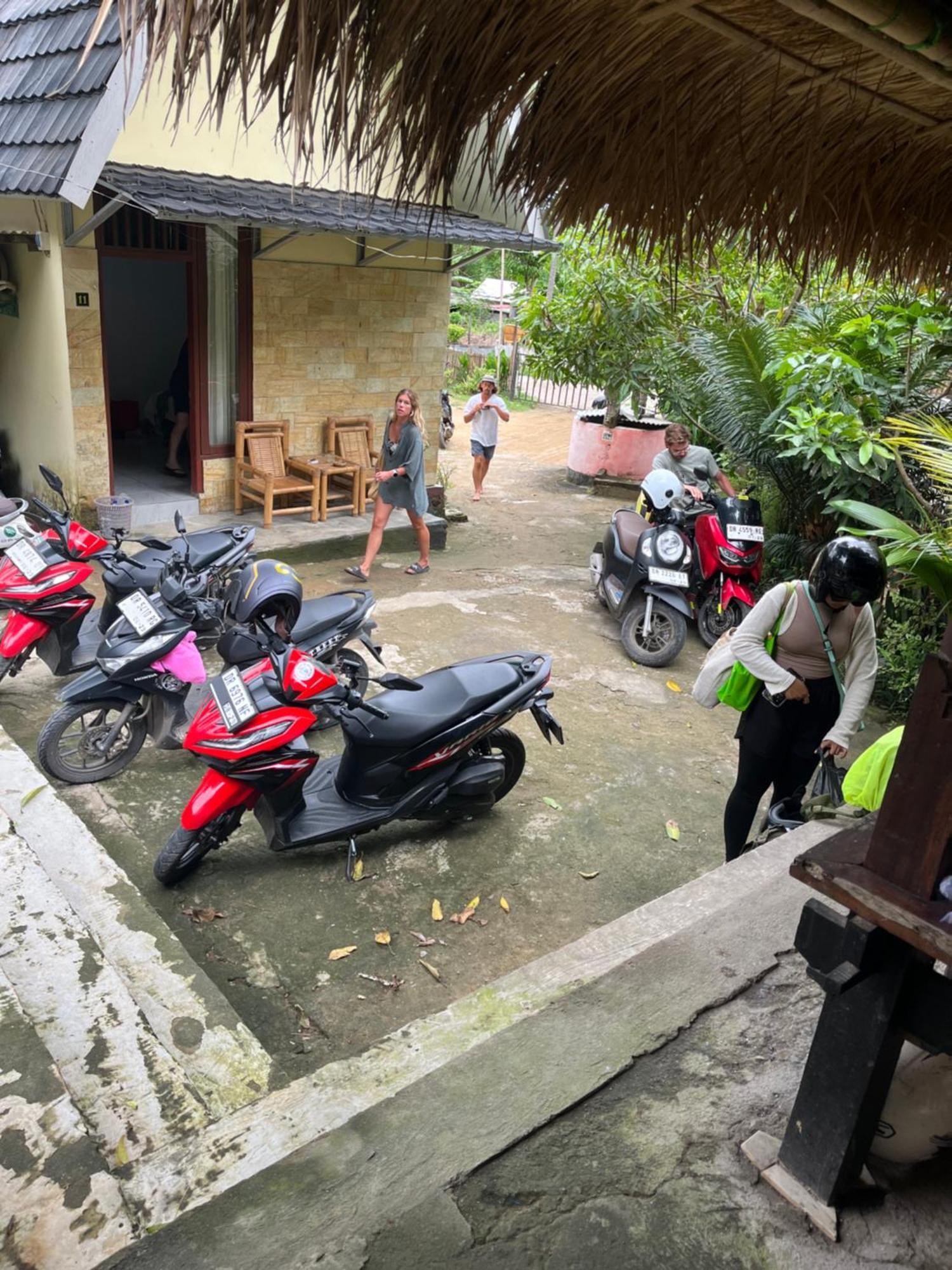 Roy Homestay Kuta Kuta  Dış mekan fotoğraf